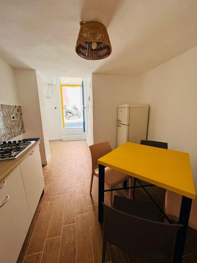 Oltremare Apartments サンタ・フラーヴィア エクステリア 写真